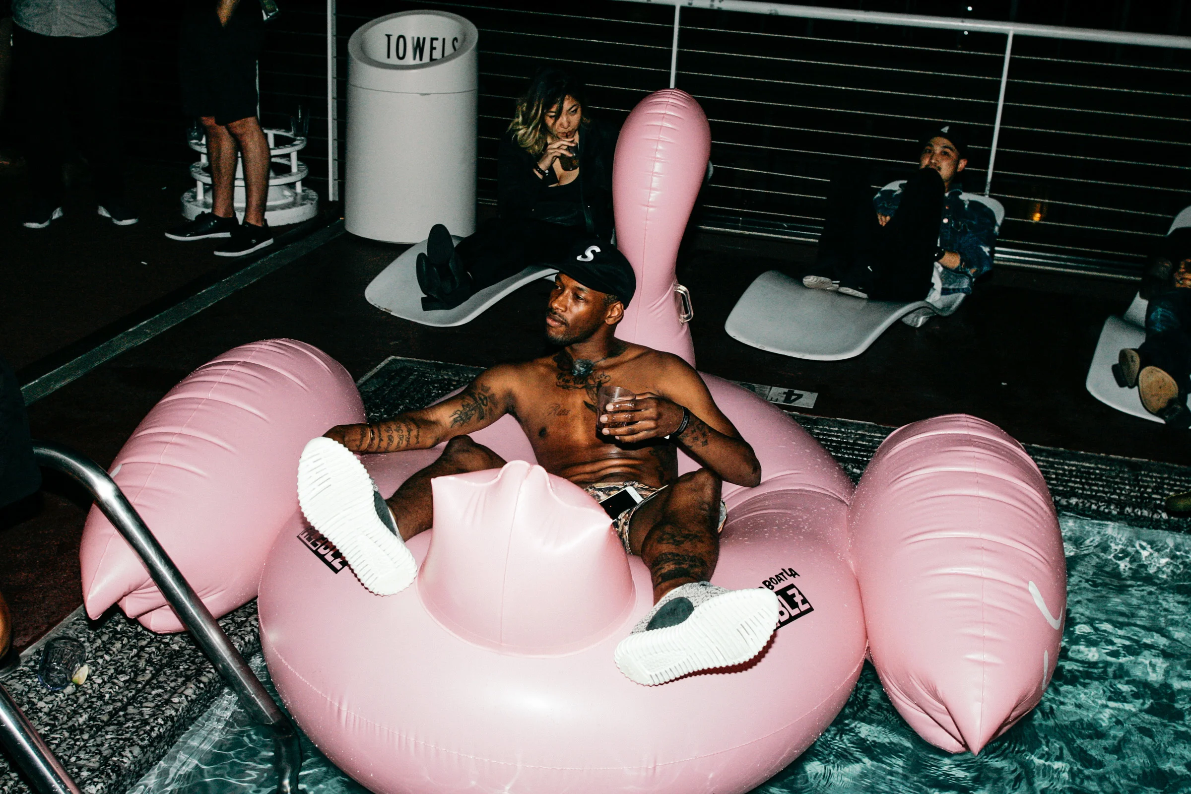 Mateo Berry of DYNT Intl at #NIGHTSWIMDTLA (Oct 1) presented by SUSPEND Magazine, HLZ BLZ, DOPE Fairfax, Ladies First Events, and LOVE+MADE. / Photo: © Jonathan Tate for SUSPEND Magazine