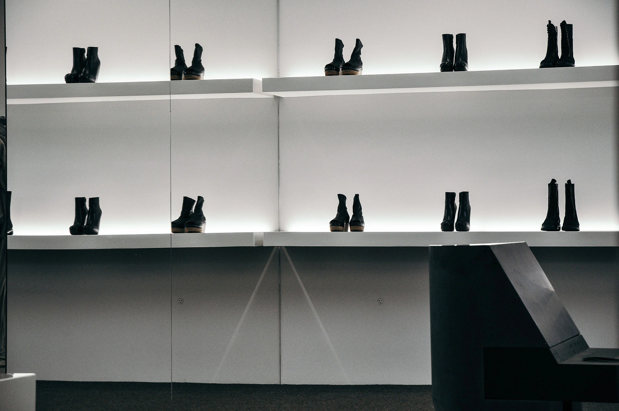 Rick Owens Flagship Store Opens on La Brea Avenue in Los Angeles — SUSPEND