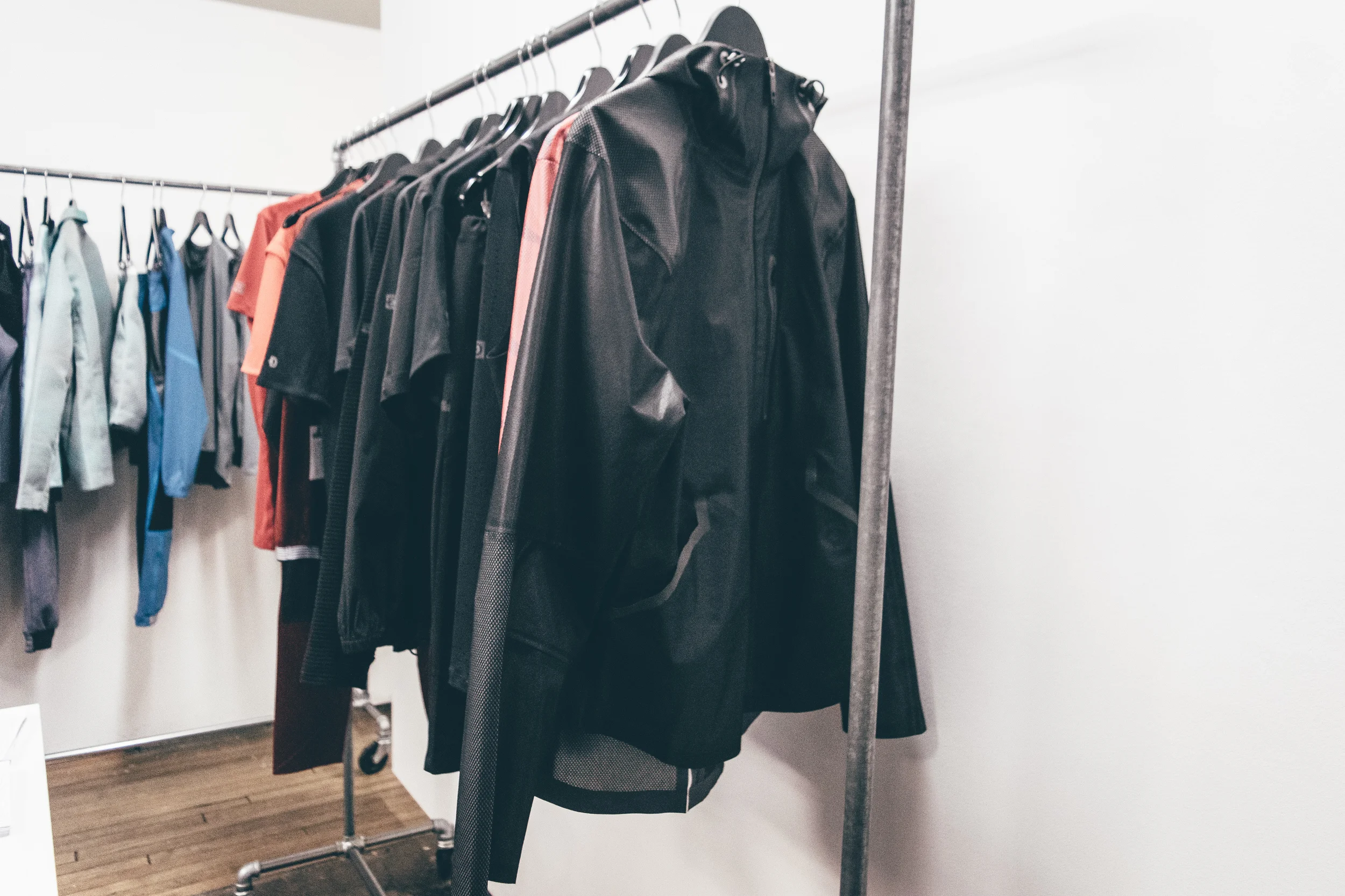 DYNE Showroom during NYFWM. / Photo: © Nabil Miftahi for SUSPEND Magazine.