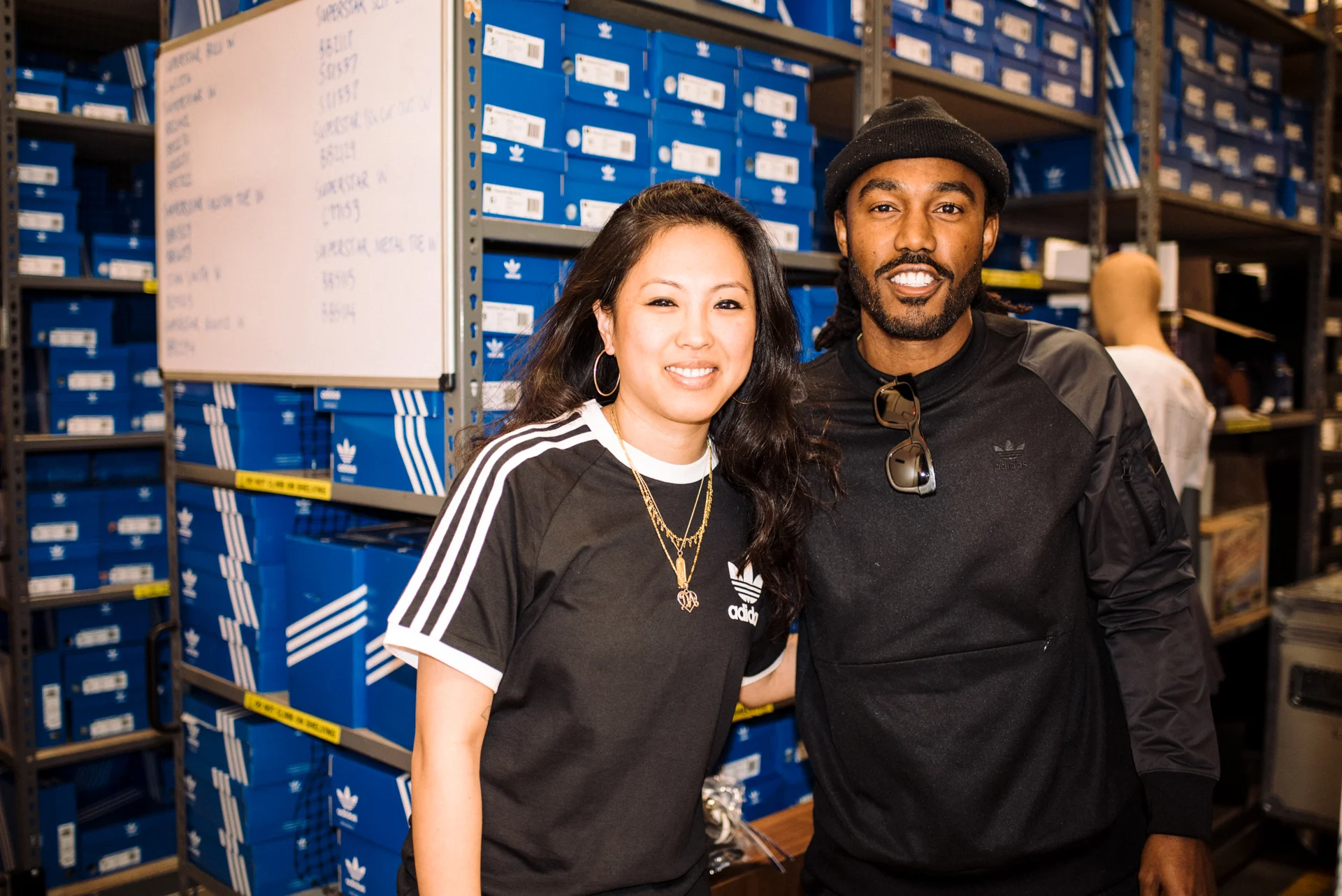 {keywor d} adidas melrose