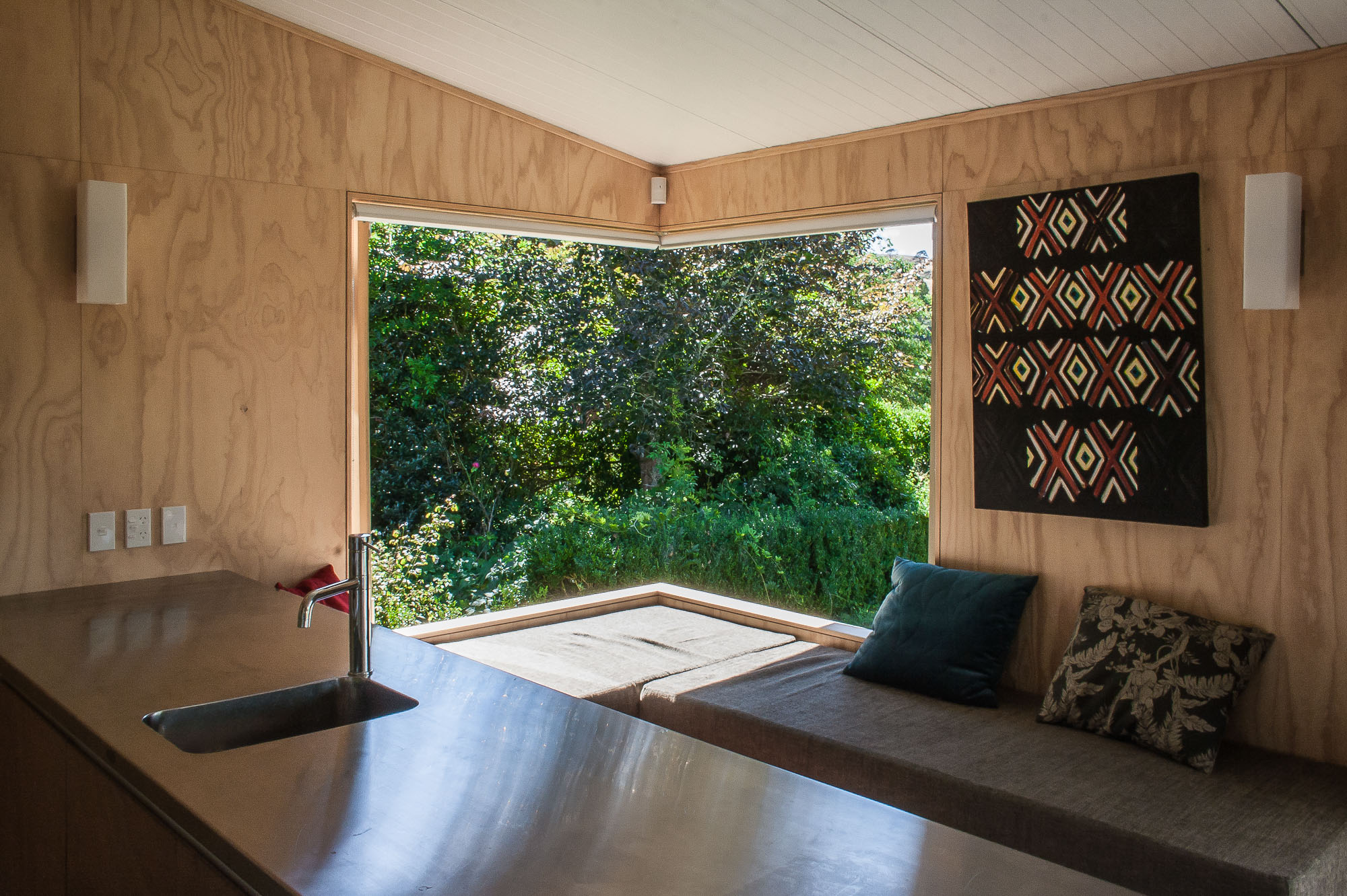 Corner Window Day Bed.jpg