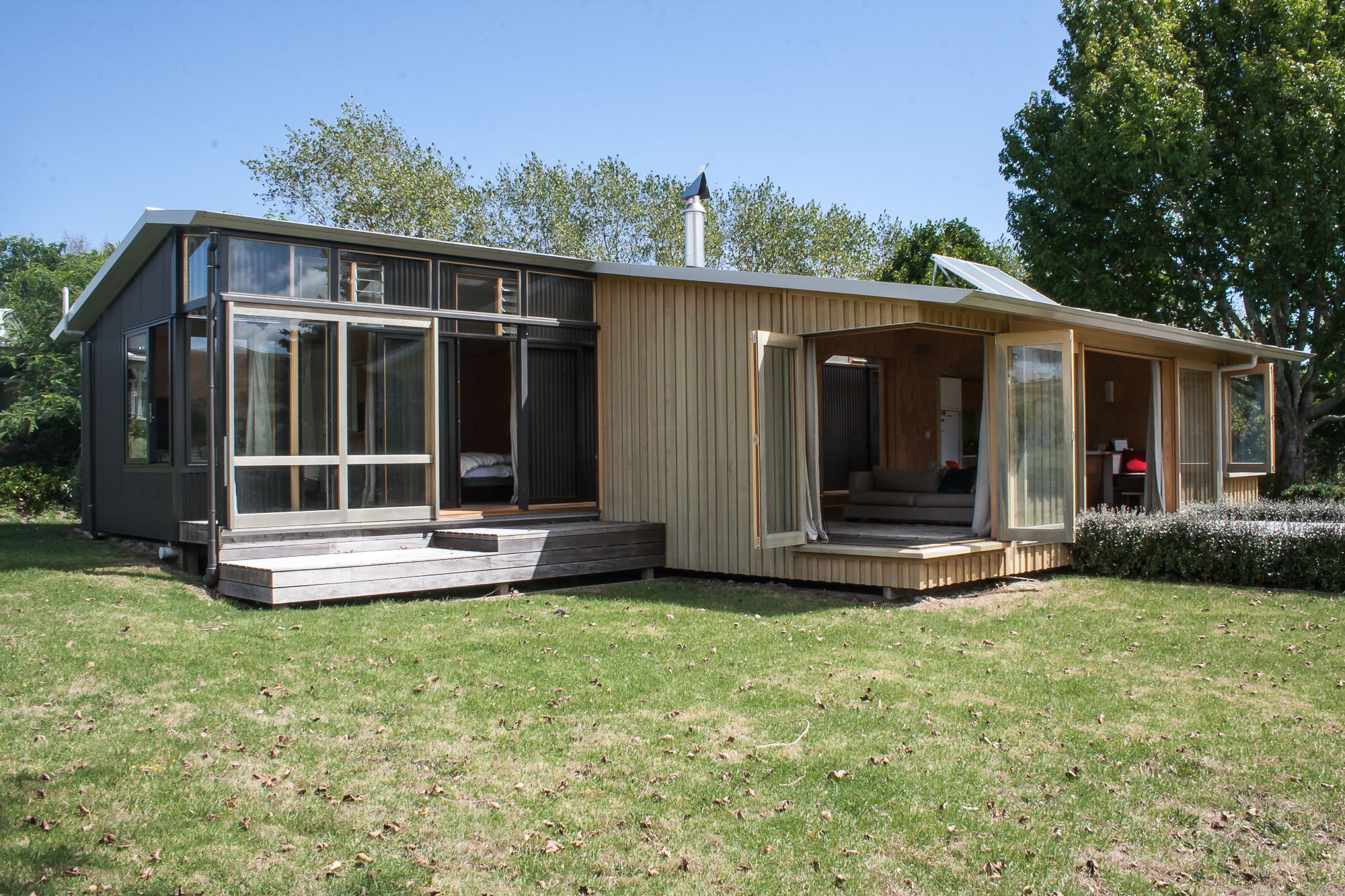 Exterior 1.jpg