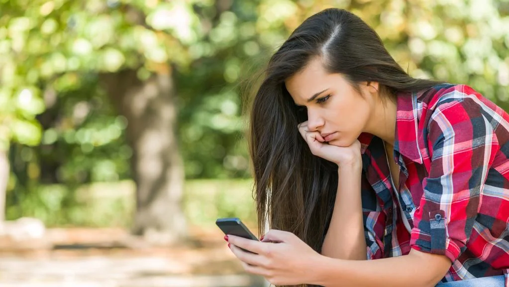 Use This Tinder Hack to Stalk Your Significant Other or Facebook Friends