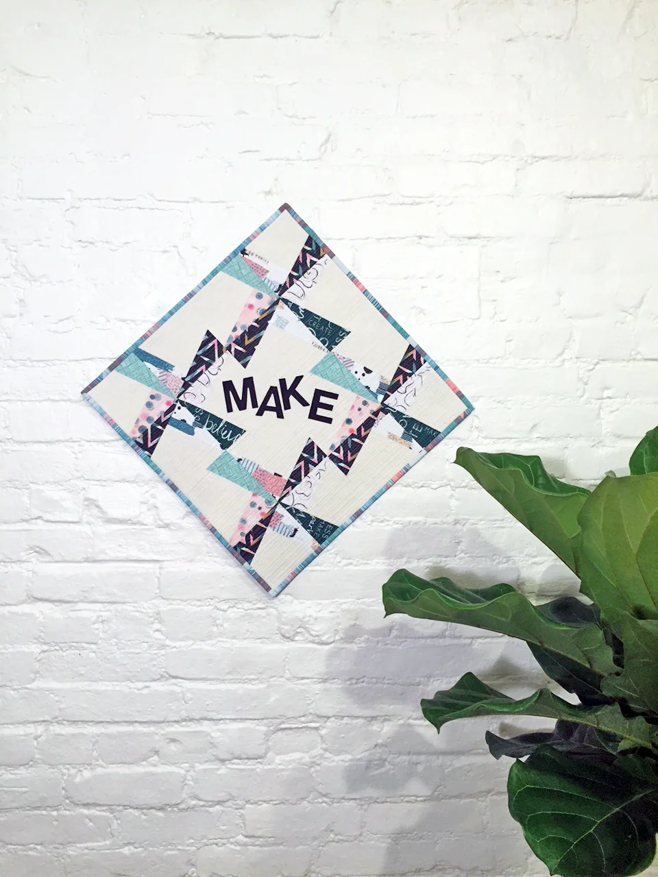 chalk and paint fabrics... — hello, y'all.