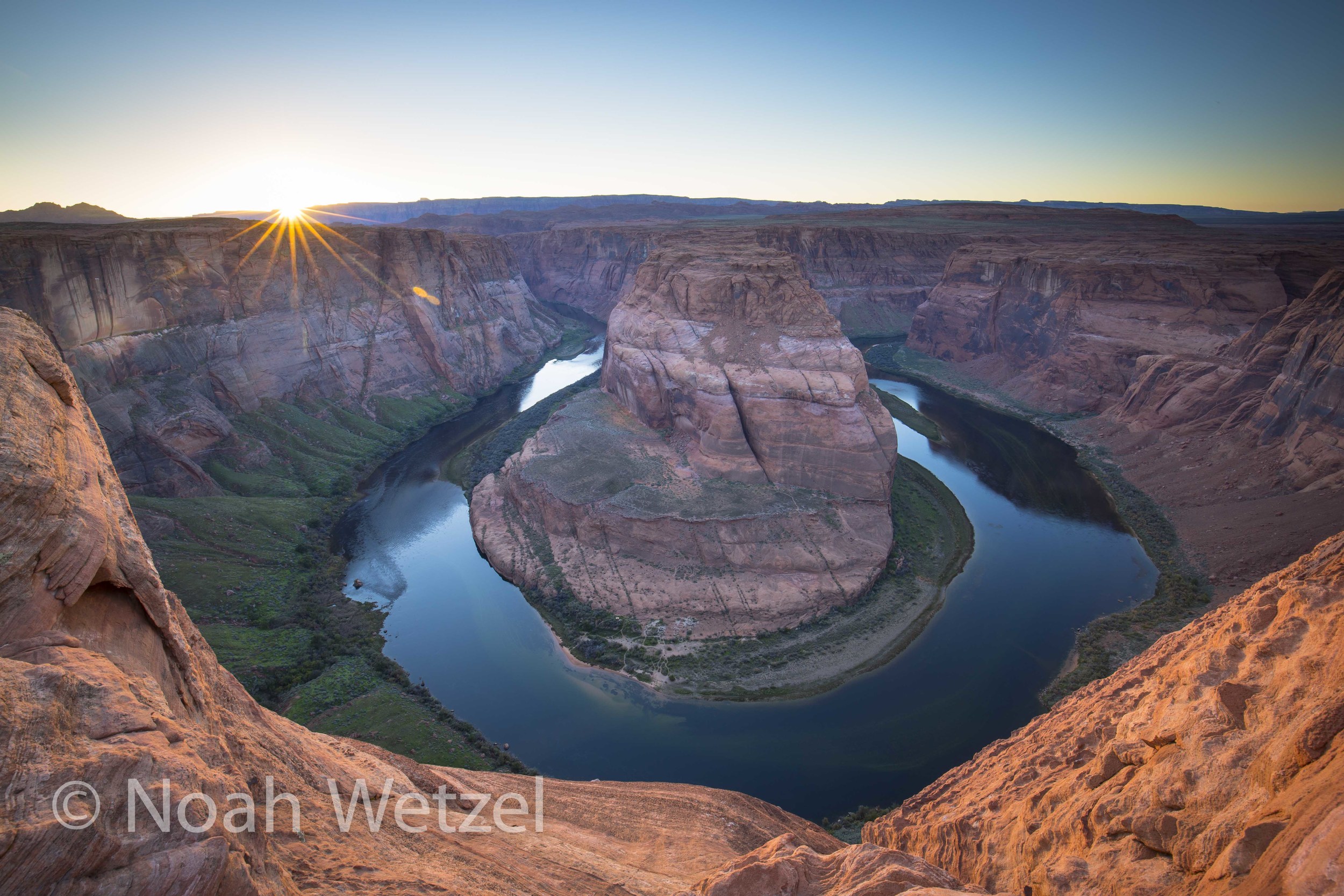 Sunset at Horseshoe Bend outside Page, Arizona