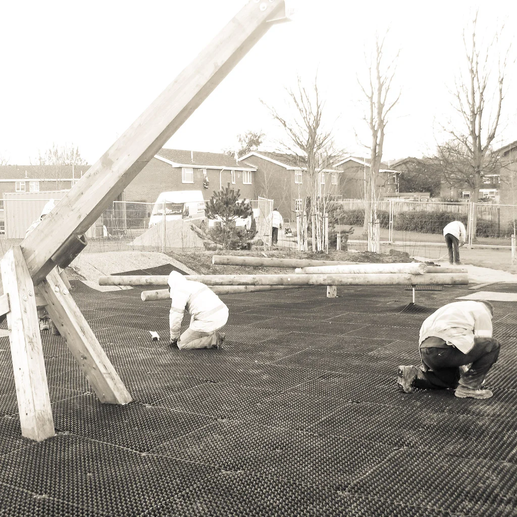 PLAY GRASS MATTING