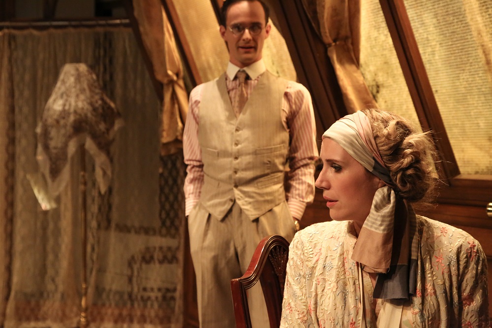 Lawrence Olsworth-Peter & Louisa Tee (OperaUpClose's La Traviata , Soho Theatre 2014)