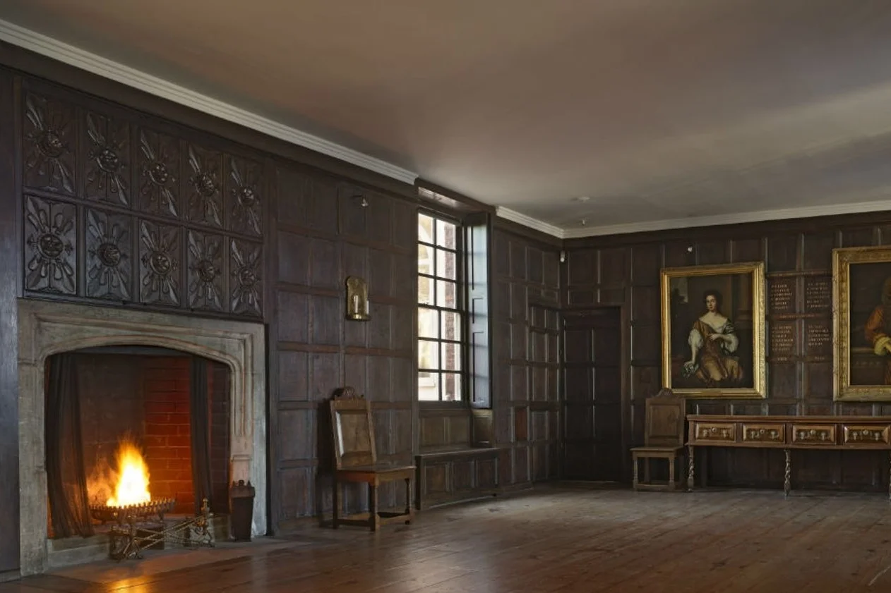 Sutton House 771156 great chamber 1400x788.jpg
