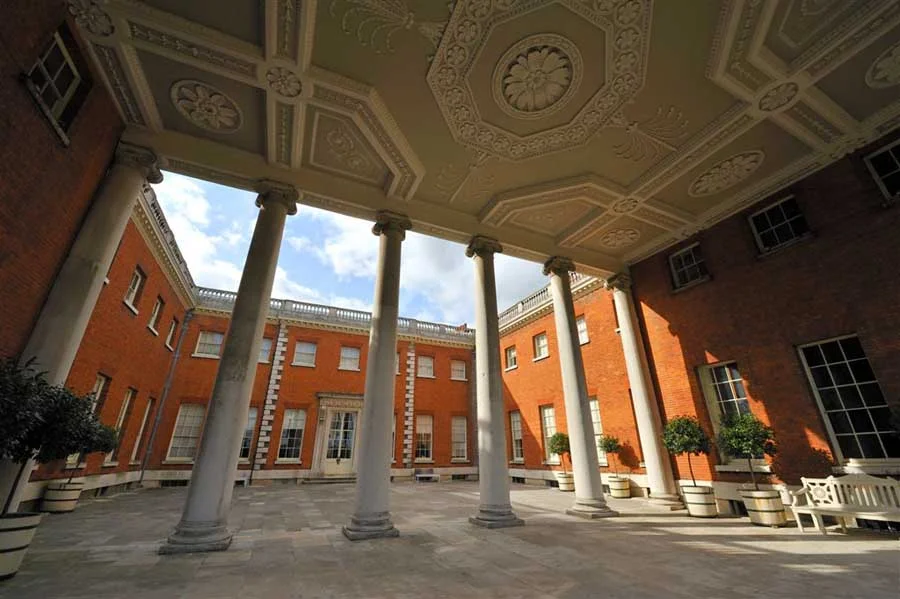osterley_house_nw041009_4.jpg