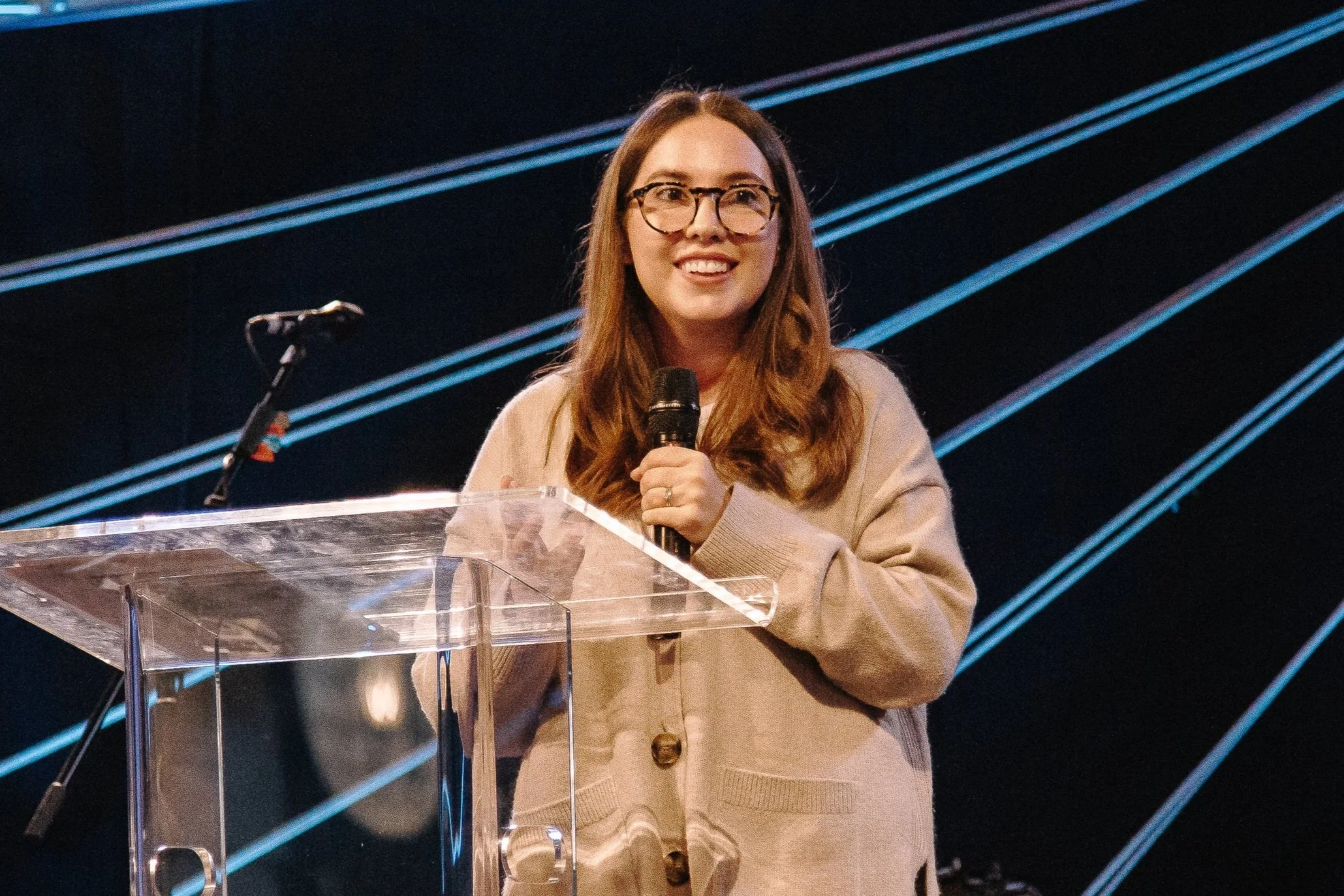 Sunday 1st May 2022 | At The Feet Of Jesus | Be Barlow