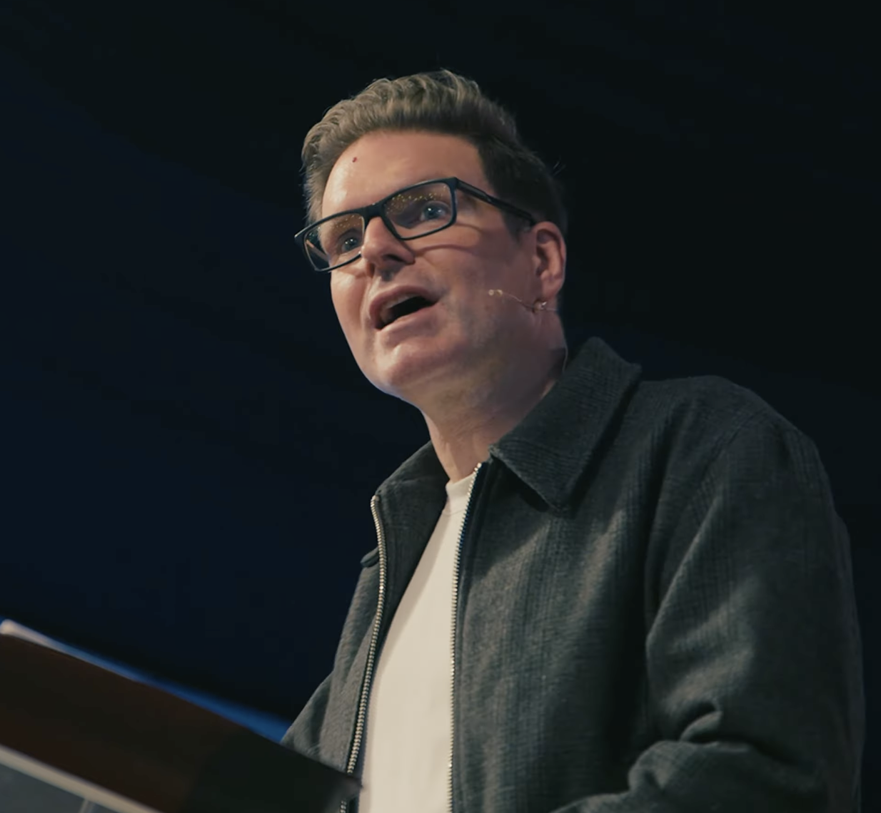 Strong &amp; Courageous | Jon Stevens | Sunday 8th February