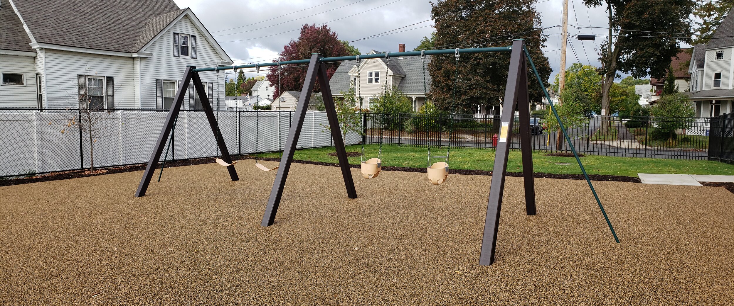 Mosely Street Apartments Playground 2.jpg