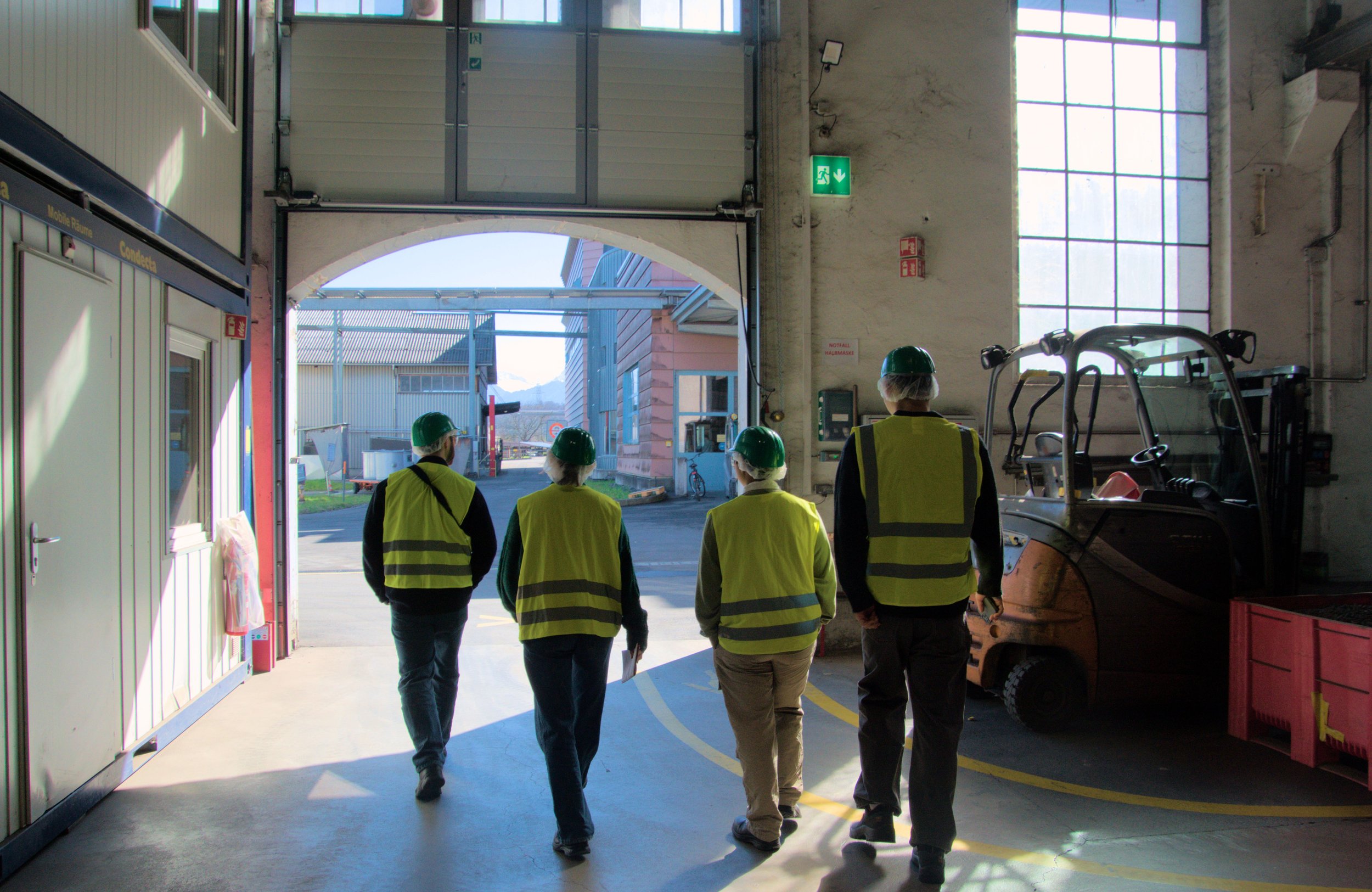 Team at a local recycling facility in Switzerland. Photo: EnviraCell/Bhavya Jain/ Kairavi Garde.