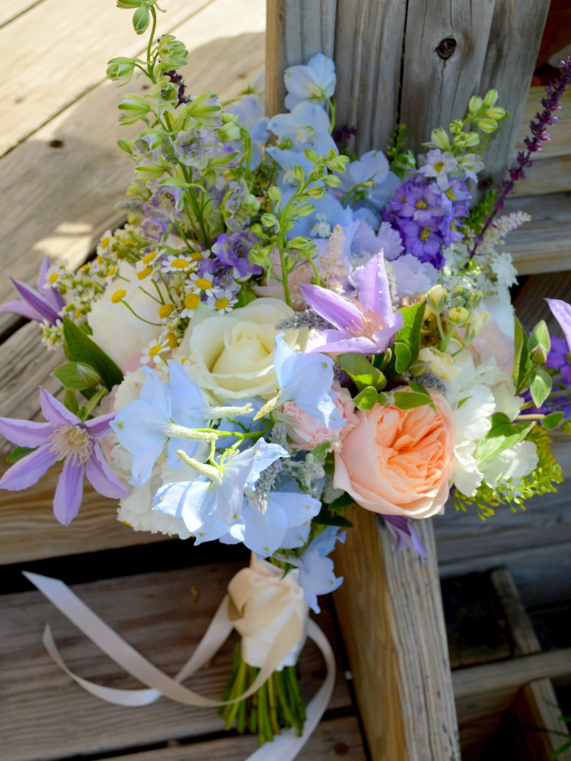 Beautiful pastel wedding flowers