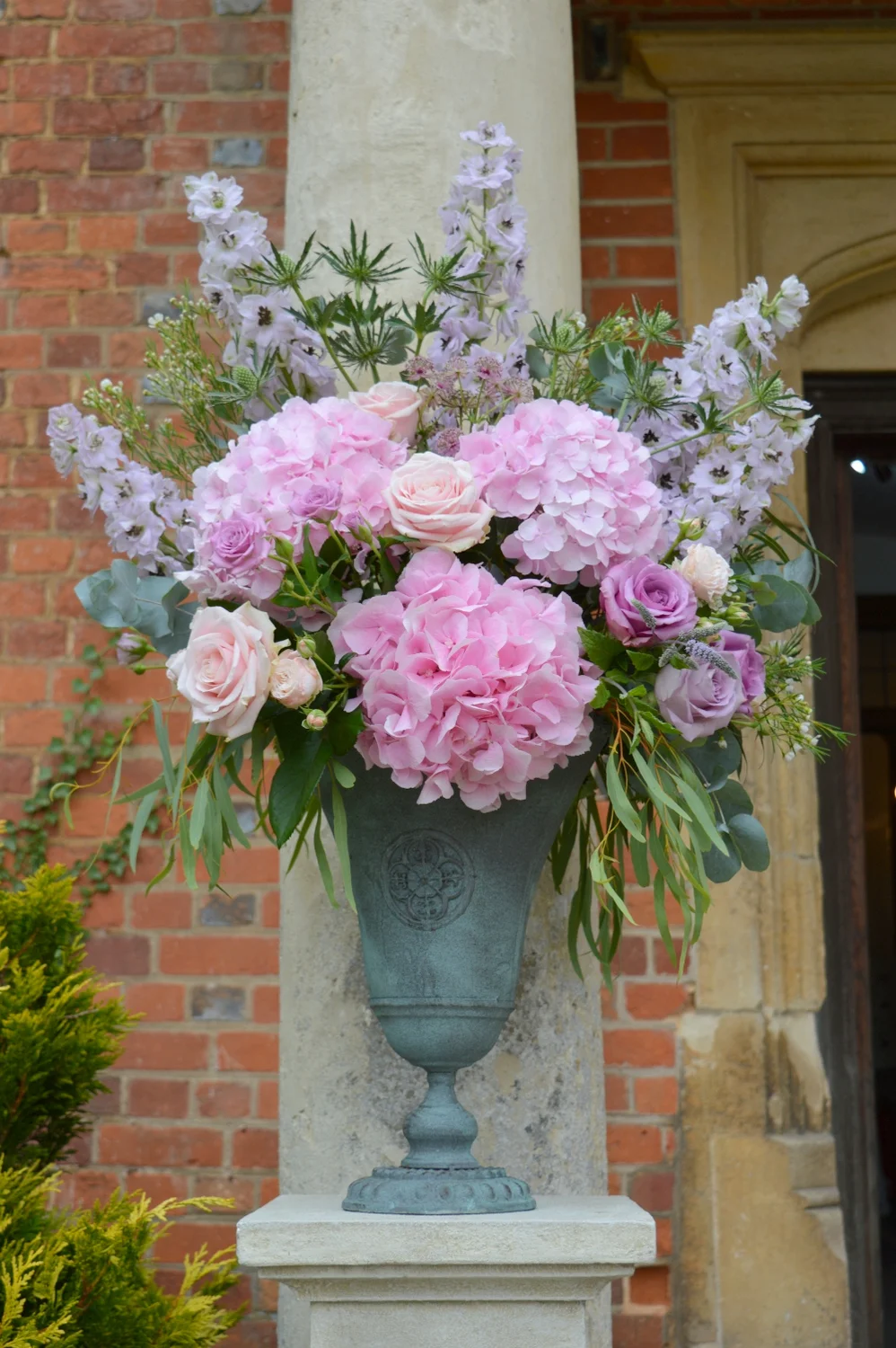 Pale Pink & Lilac hydrangea & Delphinium display