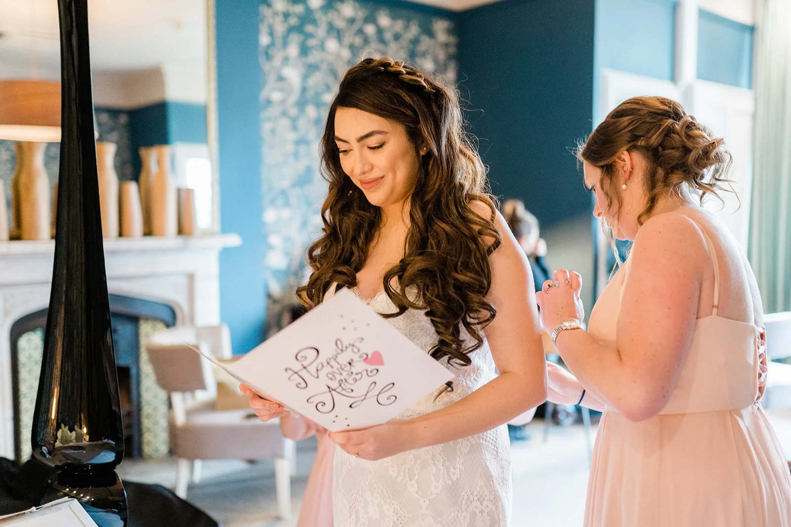 LucieWatsonPhotographyMarieandRyanBridal-66_websize.jpg