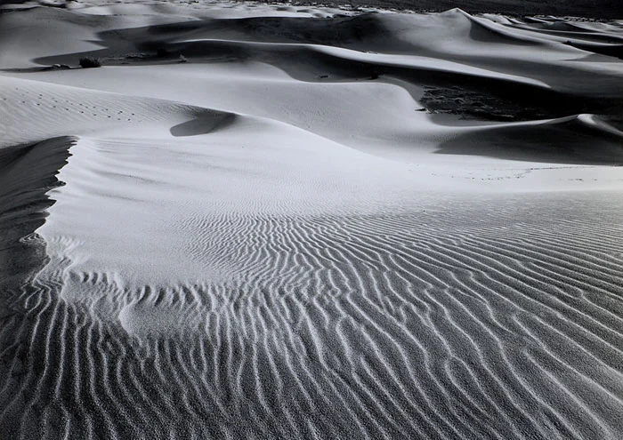 Death-Valley-Dunes.jpg
