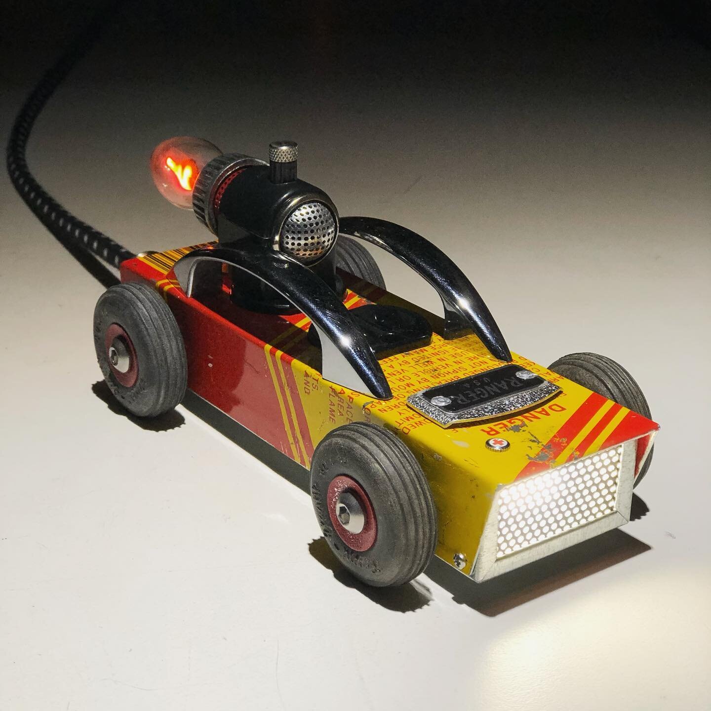 📍AUCTION ALERT⚒📍: Head over to @yumasymposium and bid on this one of a kind Ranger Danger: Car Table Lamp! Value:$275 
. 
. 
#toycar #toycars #rocketcar #jetcar #tincar #electriccar #gasoline #gascan #extensioncord #customtoycars #nightlight #tinto
