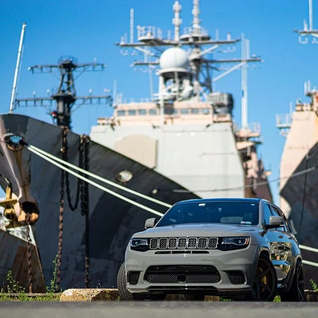 Since it seems like y&rsquo;all like Trackhawks...
🚙: @dmitchz .
.
.
.
#jeep #grandcherokee #trackhawk #jeeptrackhawk #jeeplife #itsajeepthing #blacklist #carsofinstagram #supercar #hypercar #carsandcoffeepictures #amazingcars247 #itswhitenoise #mot