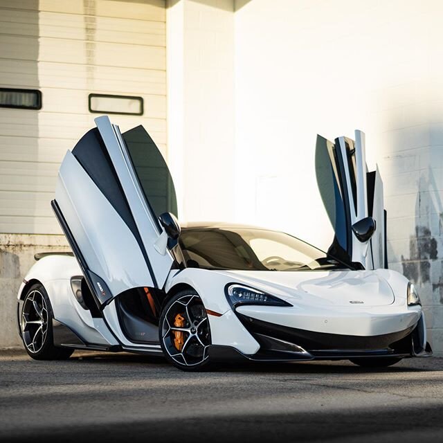 Such a solid spec 600LT. It&rsquo;ll stay protected courtesy of @modernelixppf and the incredible #ppf work.
.
.
.
.
#mclaren #600LT  #mclaren600lt #blacklist #carsofinstagram #supercar #hypercar #carsandcoffeepictures #amazingcars247 #itswhitenoise 