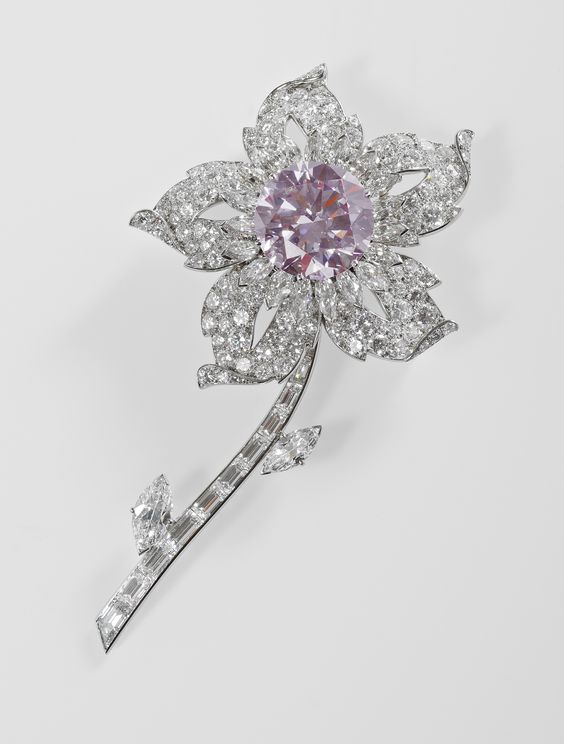  Williamson Diamond - a 23 carat pink diamond that is currently owned by Queen Elizabeth II 