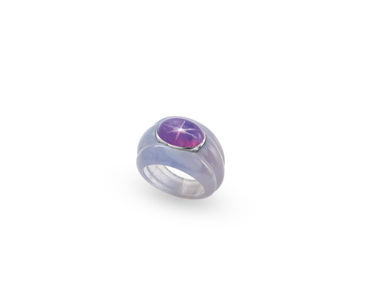  A colored star sapphire and chalcedony 'bourrelets' ring by Suzanne Belperron. 