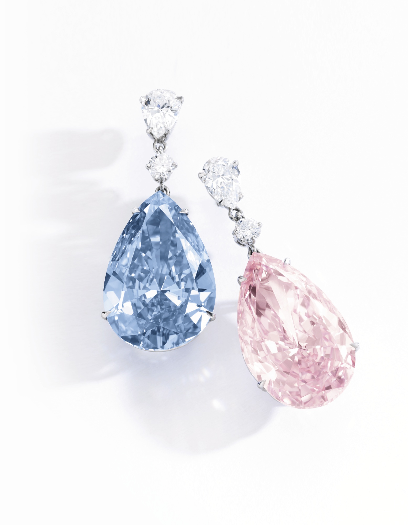  'Apollo &amp; Artemis' fancy blue and fancy pink diamonds.&nbsp; 