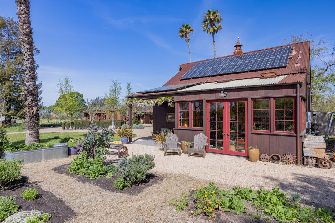 Barn Garden Shed