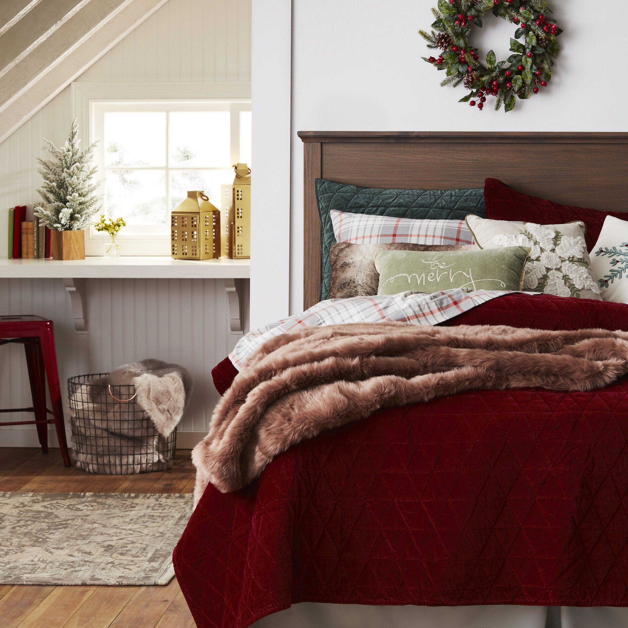 Threshold_HolidayGuestBedroom_Collection.jpg