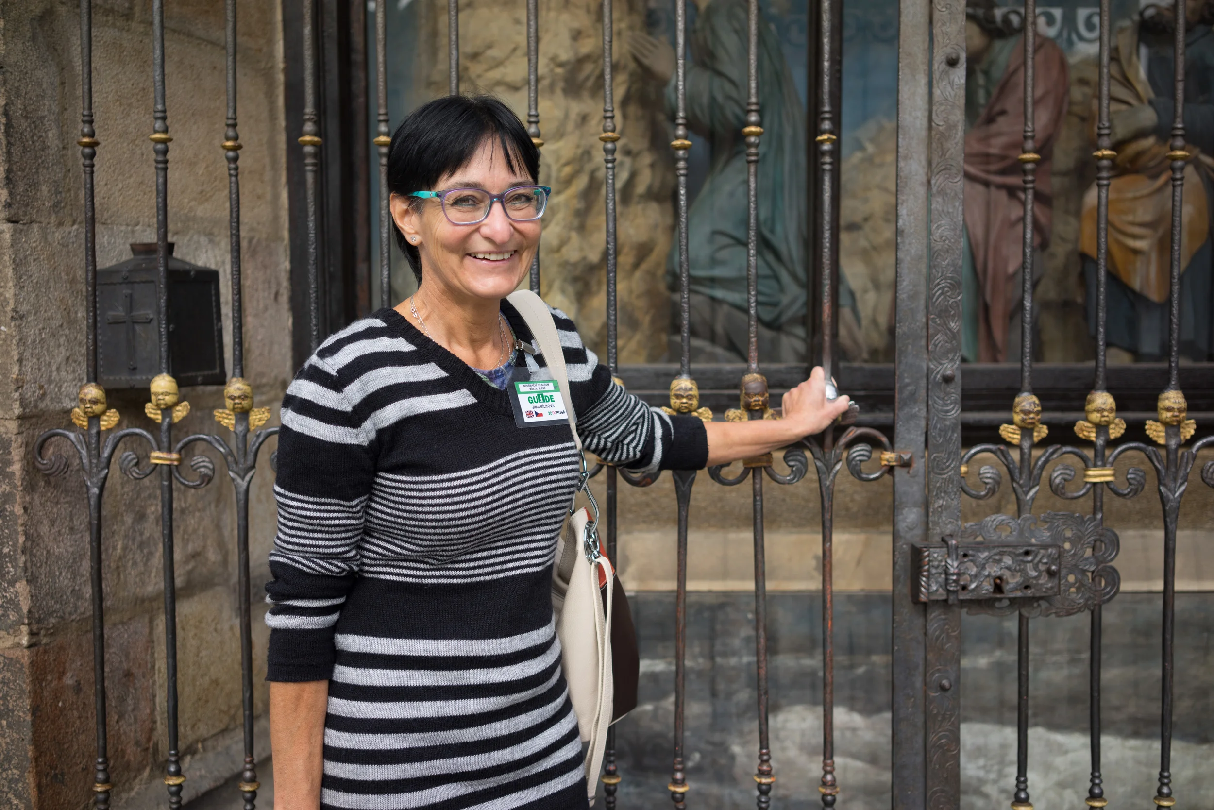 Tour Guide extrordinaire Jitka Bilkoba at the Angel gate in Pilsen