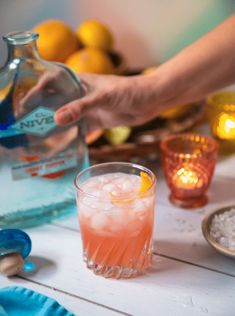 Grapefruit Cocktail Pour Loop-high.gif
