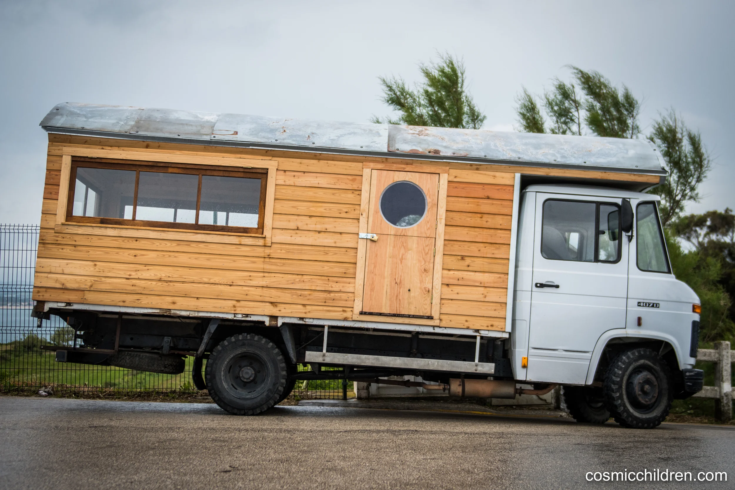 Le camping car version Jay Nelson au Cosmic Children