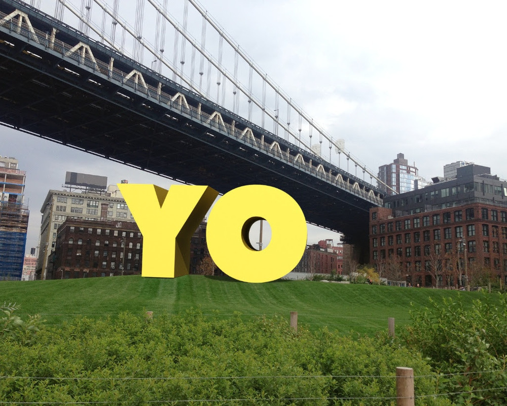 Deborah Kass. OY/YO, 2015. Brooklyn Bridge Park. Photo: Etienne Frossard, © Deborah Kass, courtesy Two Trees Management Co.