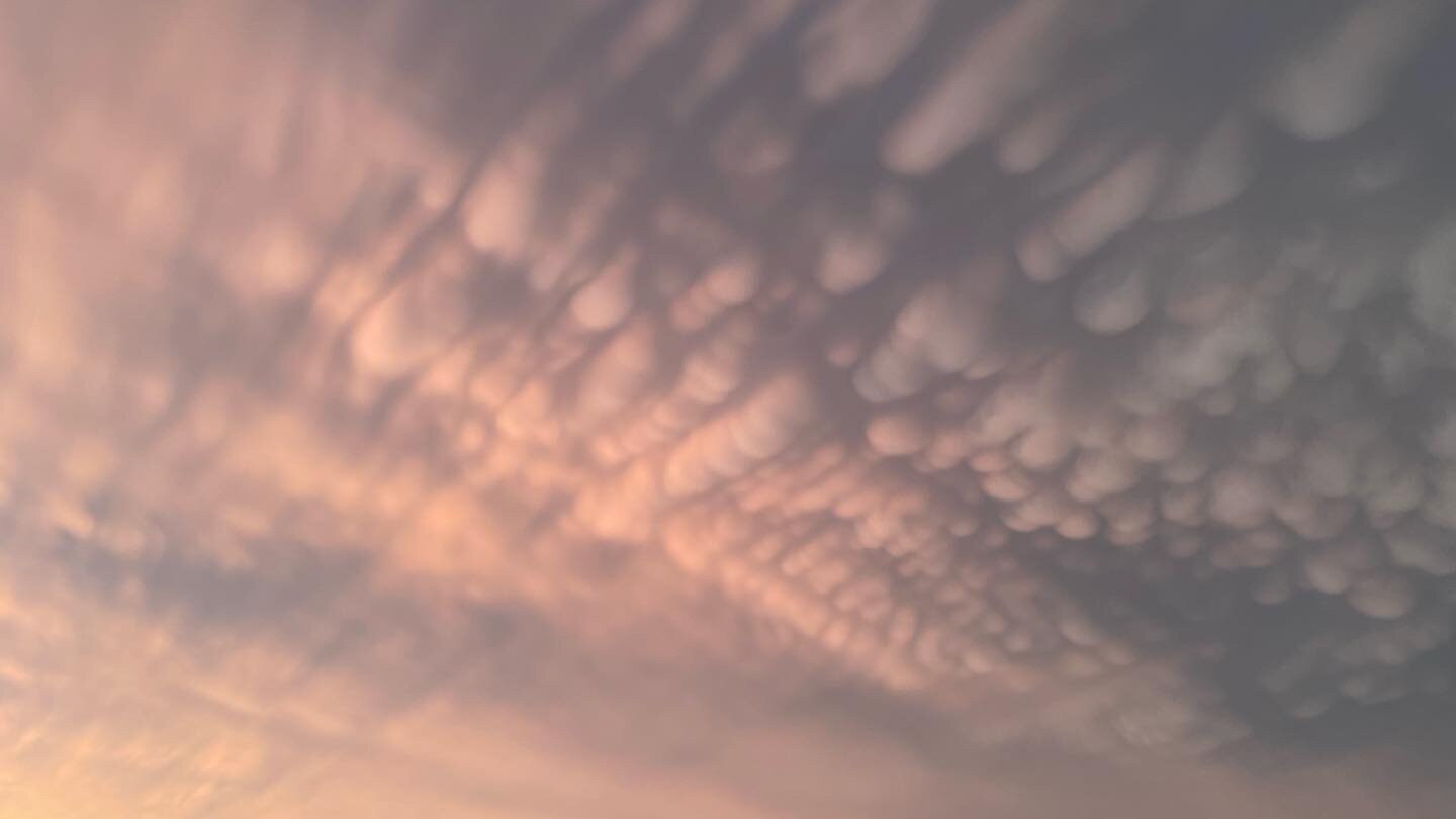 Mammatus clouds #okwx #clouds