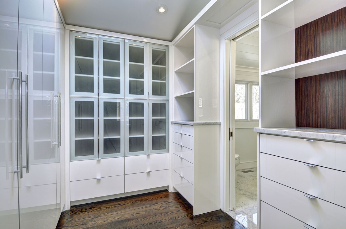 27 Pine Way closet.jpg
