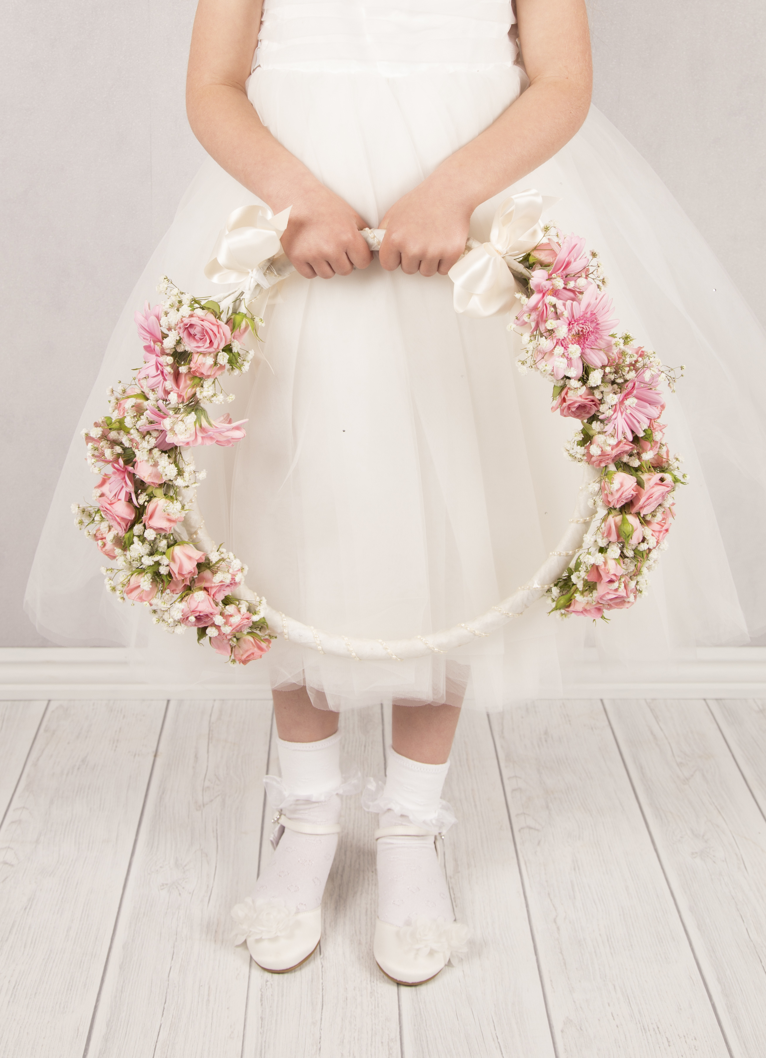 Vintage Affair - Flower Girl Hoop