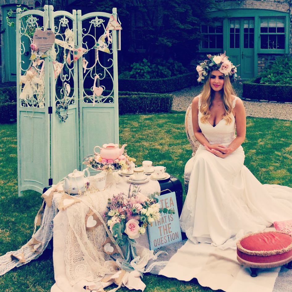 Village at Lyons Bridal shoot by Vintage Affair