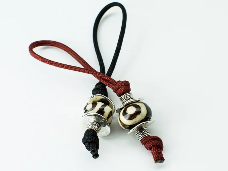 Bullseye Bone Bead Lanyard