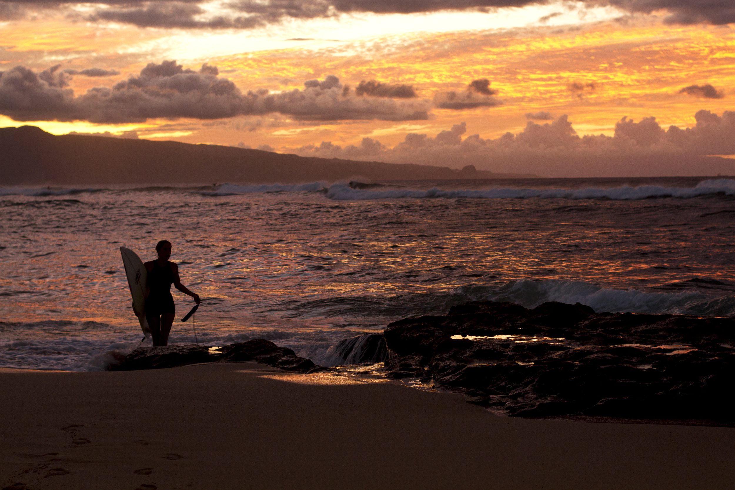 surferbabe.jpg