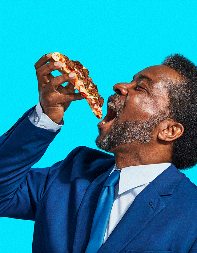 GIF_180514_IMPOSSIBLE_FOODS_CAMPAIGN_BEEF-PIZZA_3833-v2_640x820.gif