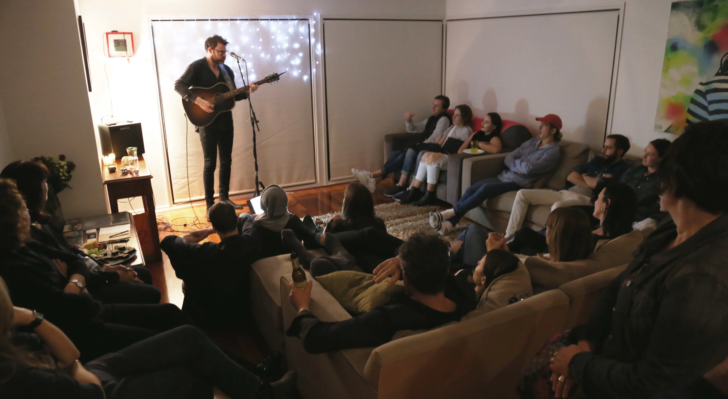 Jack Carty playing to a full house in Warranwood, VIC