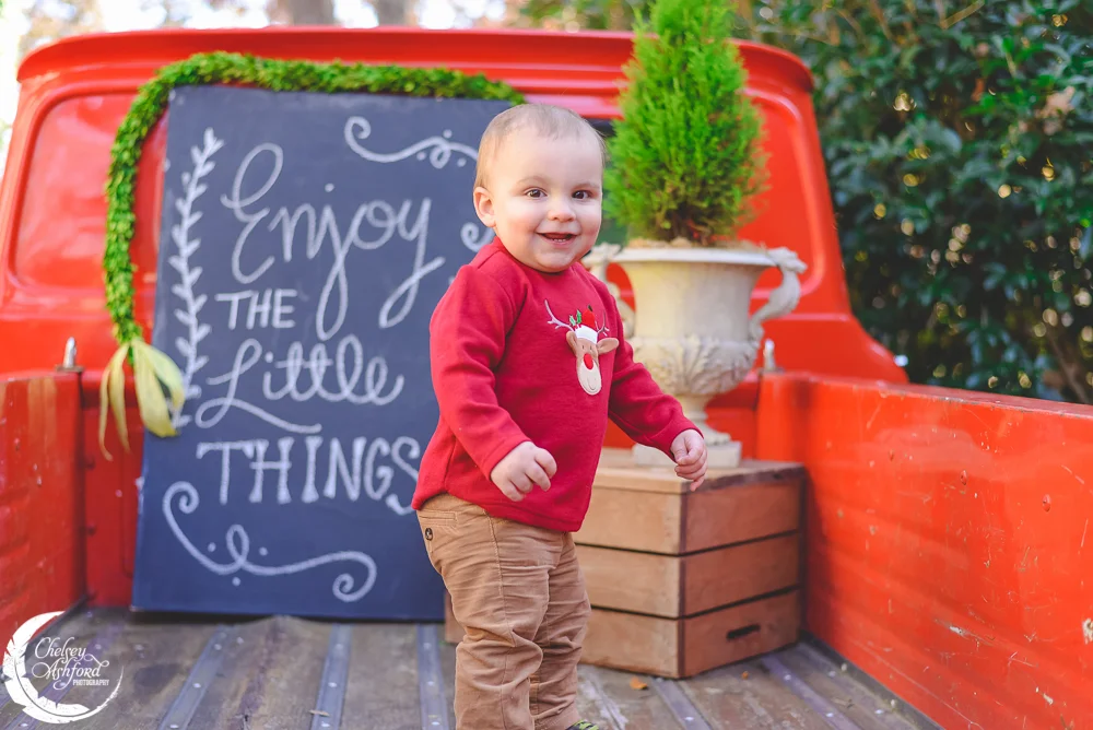 Christmas Mini Session, Chelsey Ashford Photography. www.cmaphoto.co