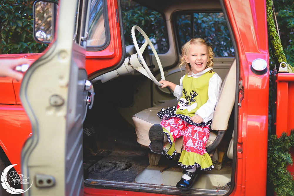 Christmas Mini Session, Chelsey Ashford Photography. www.cmaphoto.co