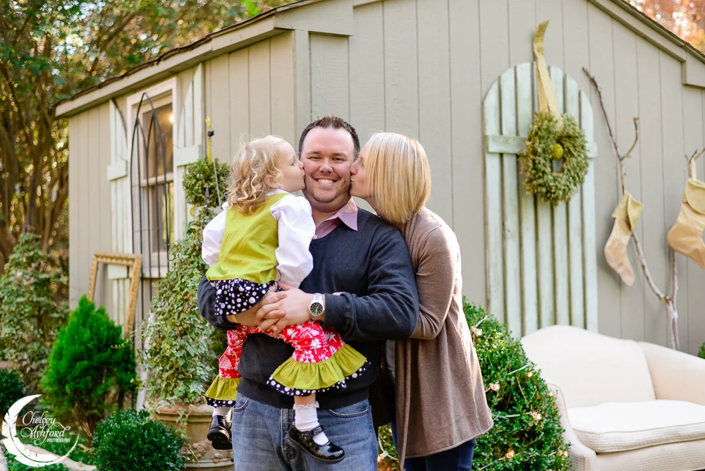 Christmas Mini Session, Chelsey Ashford Photography. www.cmaphoto.co