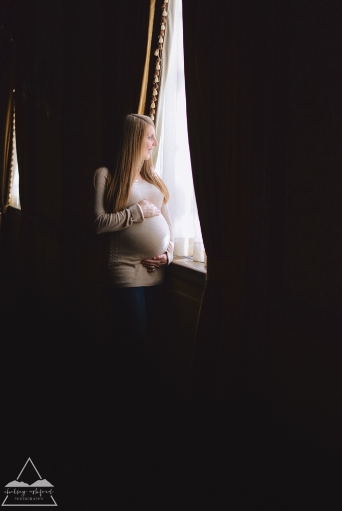 Maternity// Chelsey Ashford Photography