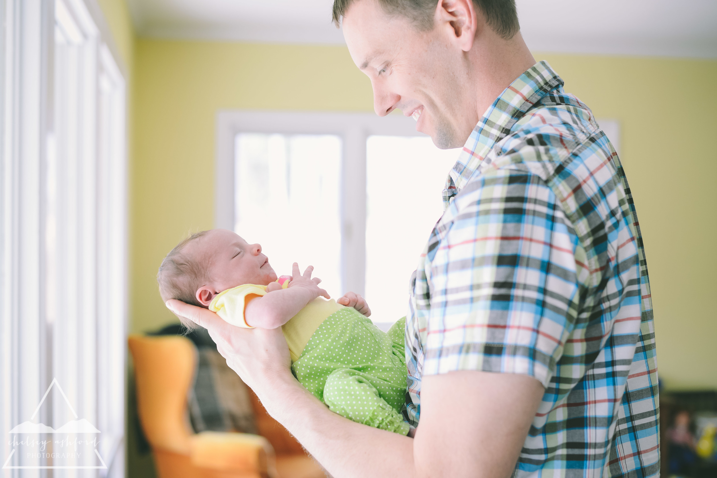 Lifestyle Newborn// Chelsey Ashford Photography 2015
