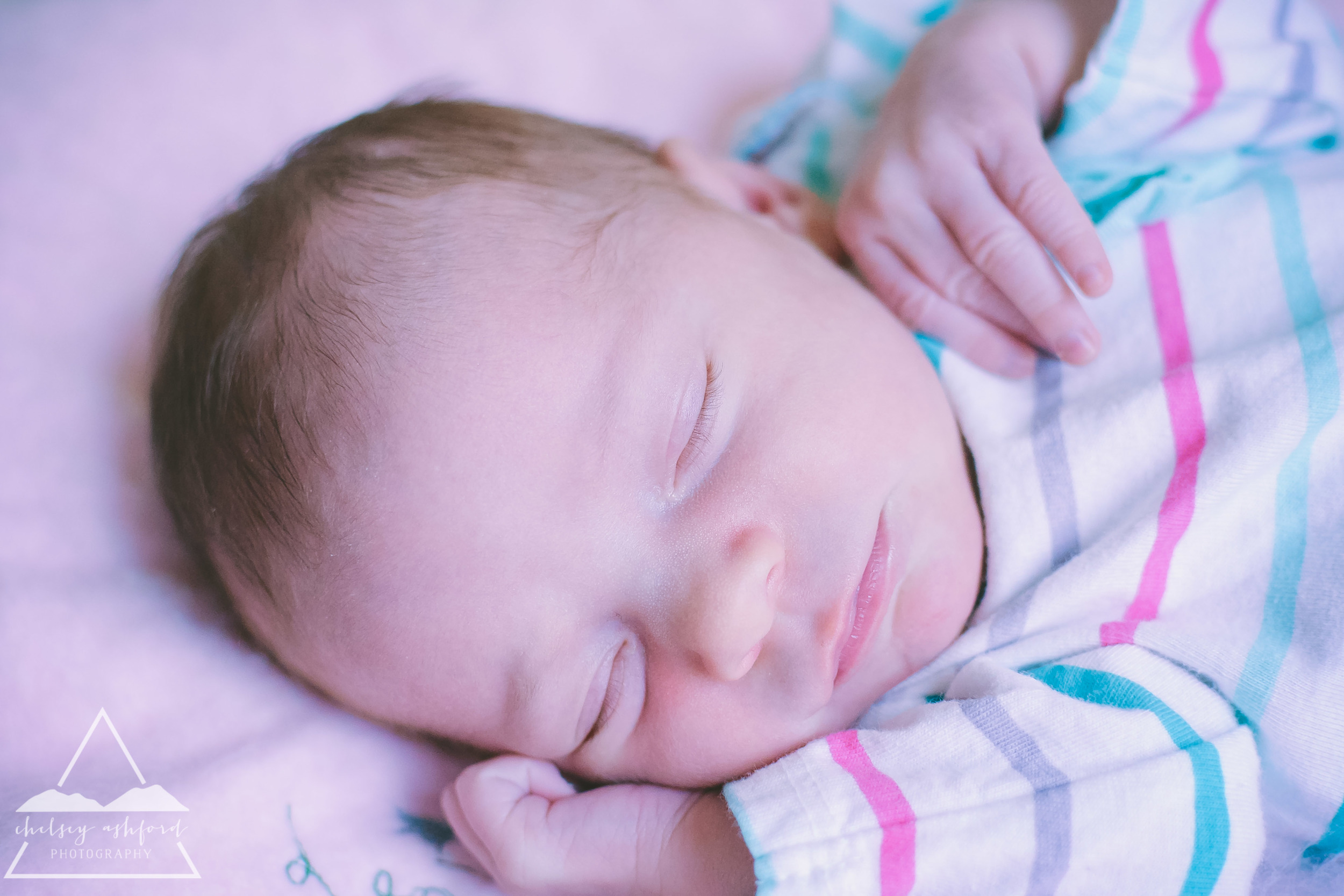Lifestyle Newborn// Chelsey Ashford Photography 2015