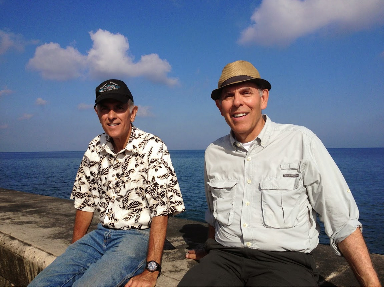 On the Seawall at Havana