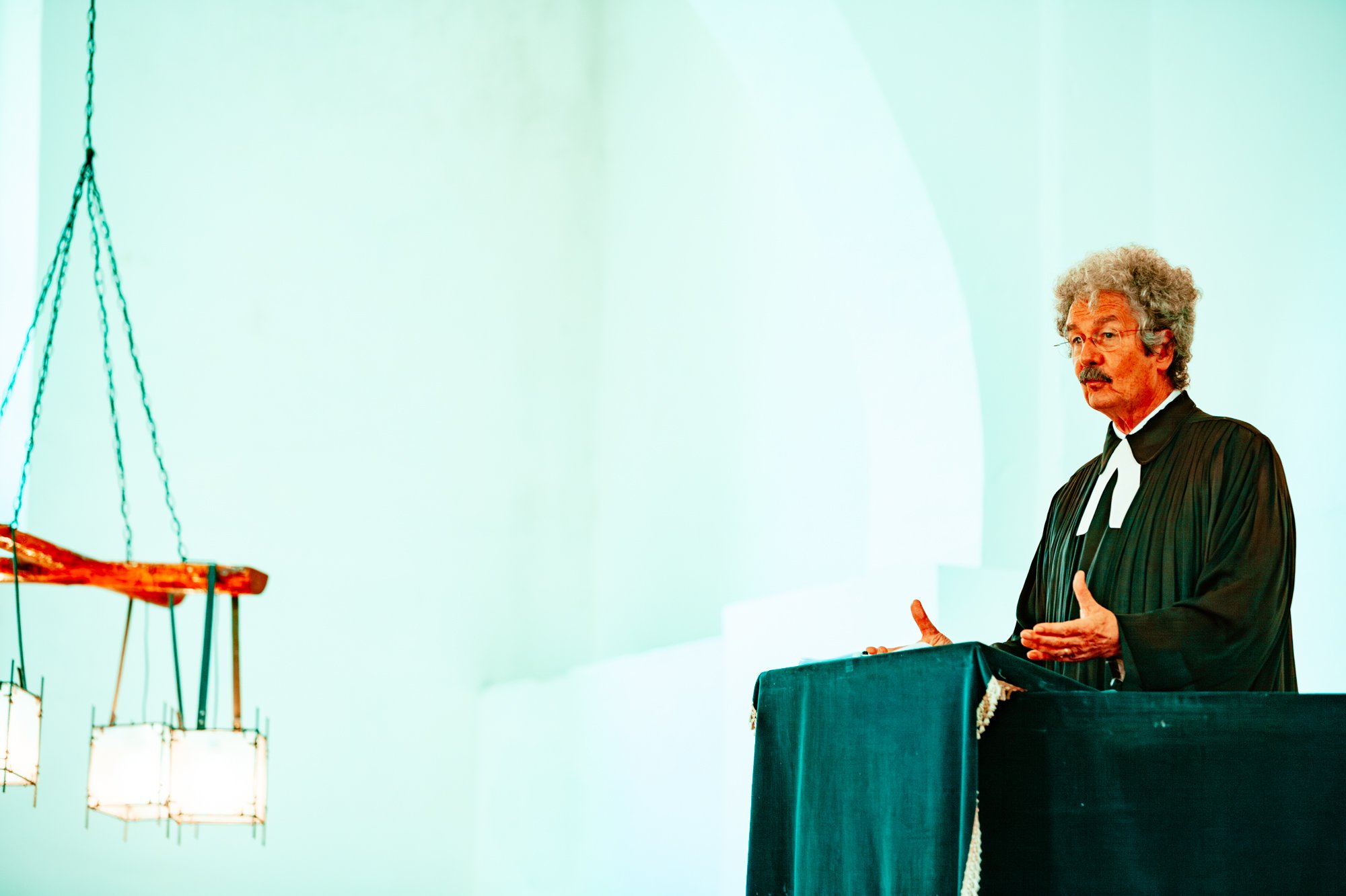 At the Altar-1-6.JPG