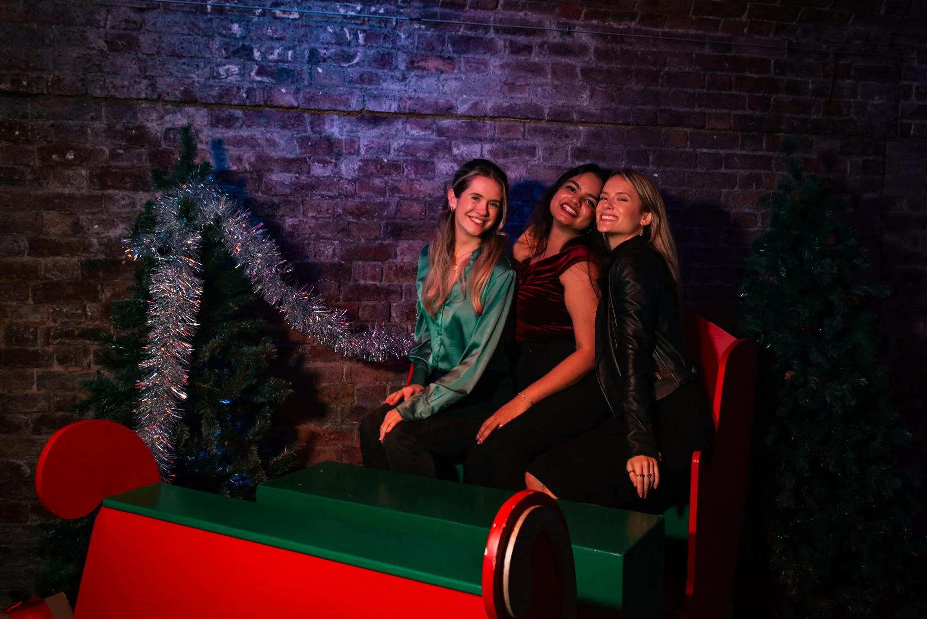 Amazon Prime Xmas Party 2023-7-3.JPG